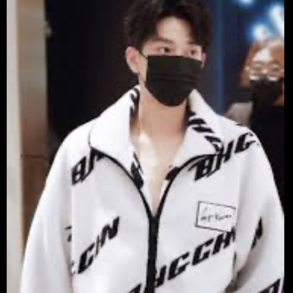 BJHG Be Just Hardly Good Teddy Zip-Up - Men’s Size L - Like New - Black & Cream - Picture 9 of 9